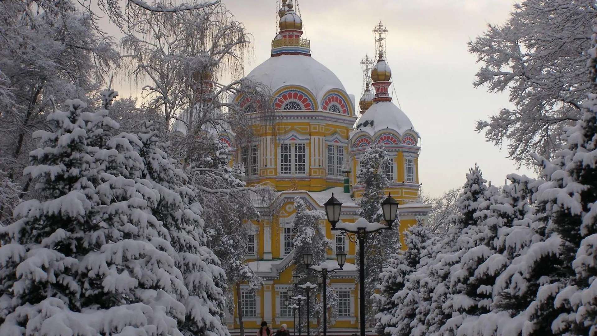 Nadezhda Apartments On The Nauryzbai Batyr 63 Alma-Ata